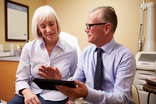 Patient satisfaction surveys with health questionnaire on tablet